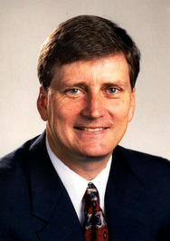 Bob Thompson, founder and CEO of CustomerThink, professional headshot